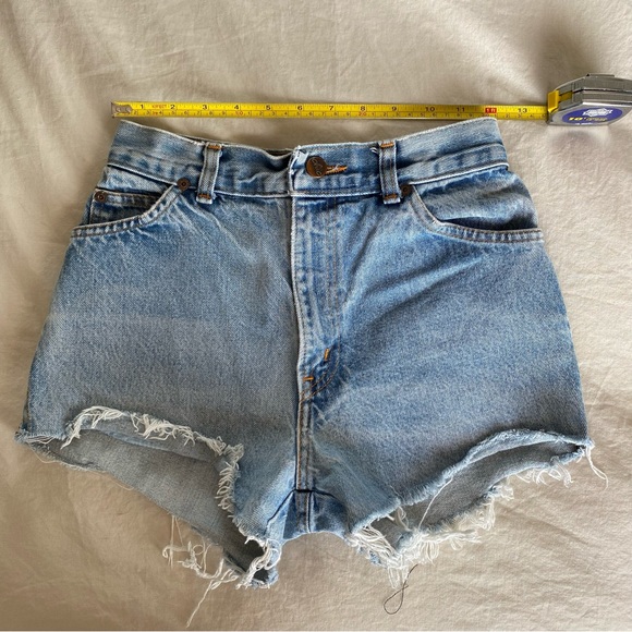 Vintage denim shorts - Picture 3 of 5